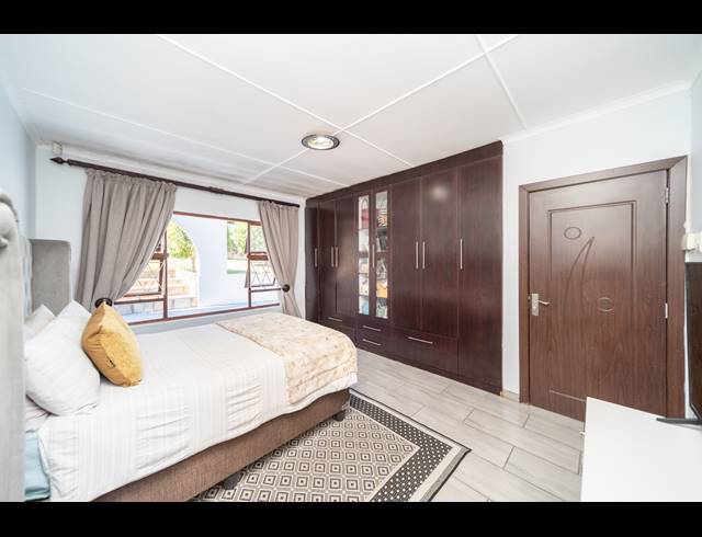 3 BEDROOM HOUSE FOR SALE IN NAHOON VALLEY PARK